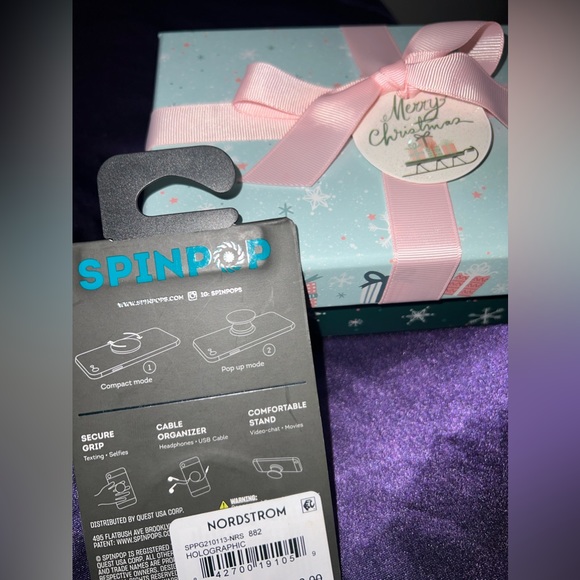 Iridescent Spin Pop iPhone accessory for easy holding Christmas Gift technology - Picture 7 of 8